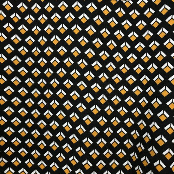 MAX STUDIO Ruffled Square Print Blouse - Picture 7 of 9